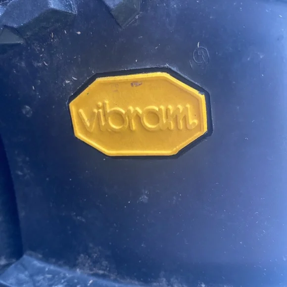 Size 12
Excellent condition - Picture 11 of 12